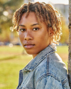 An example of a natural light outdoors headshot using a female actor in Los Angeles
