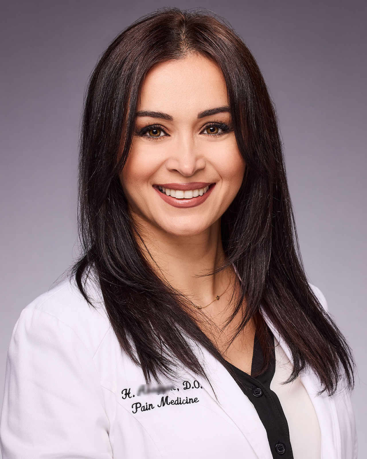 A woman doctor in an executive headshot in Los Angeles made by The Light Committee