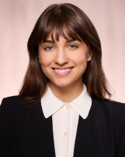 Corporate headshot of a woman in a suit in Beverly Hills