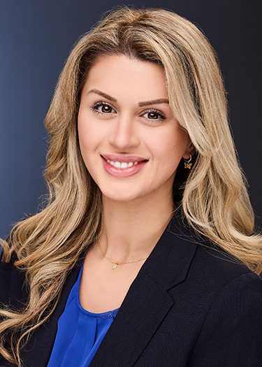 ERAS medical residency headshot of a woman in Los Angeles