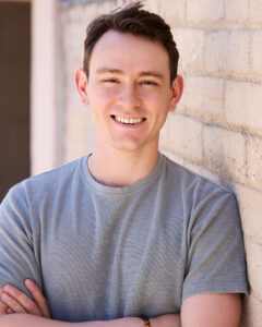 outdoor commercial acting headshot of a man in Los Angeles - Headshots Burbank